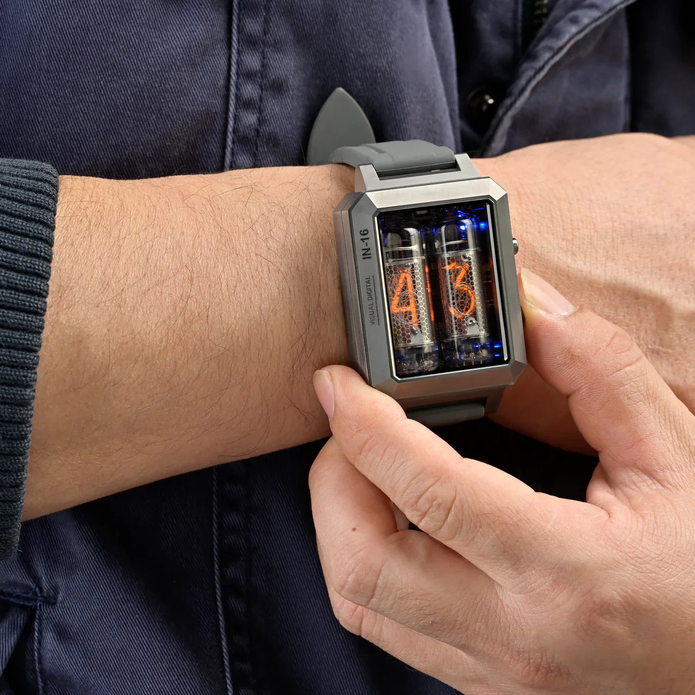 Nyx: Your Ultimate IN16 Nixie Tube Watch